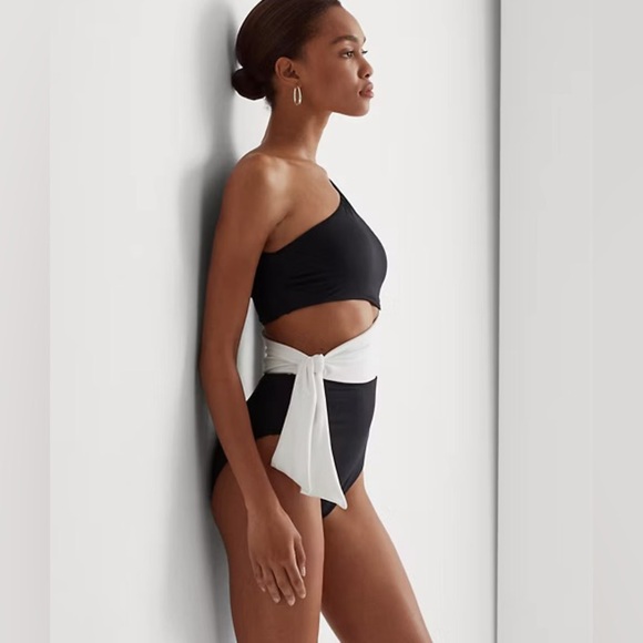Ralph Lauren Two-Tone Cutout One-Piece beach classic vacation resort cruise - Picture 1 of 15